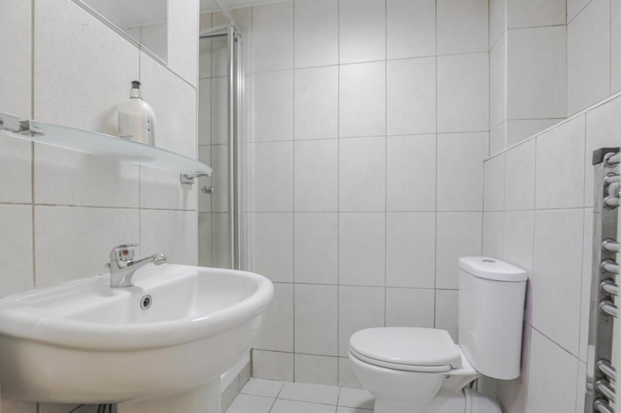 Oyo Sangha House - Short Stays Лестер Экстерьер фото